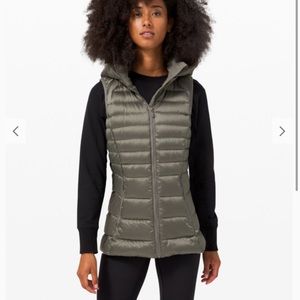 Lululemon Brave the Cold vest